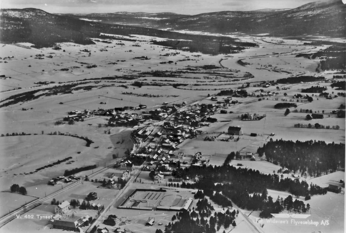 Widerøes Flyveselskap A/S, Flyfoto av Tynset