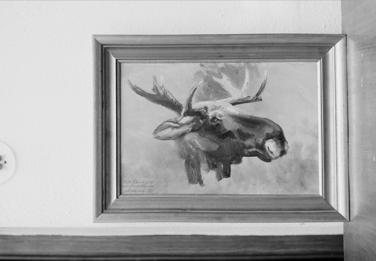 Gunnar Sundgren, Oil painting of Lindorm Liljefors and its owner Per Johan Höfeldt, Nyborg Farm, Håtuna parish, Uppland 1940