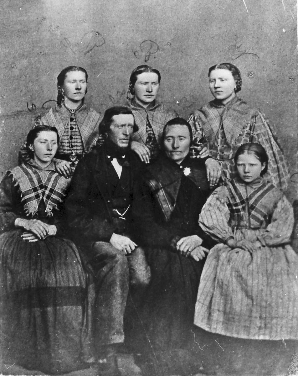 Jan Erik Øvergård, Familiebilde