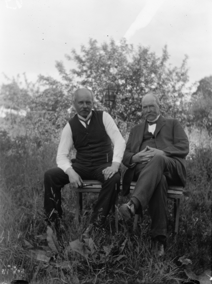 Carl Liljefors, Gusten Widerbäck and Carl Liljefors, likely Uppsala