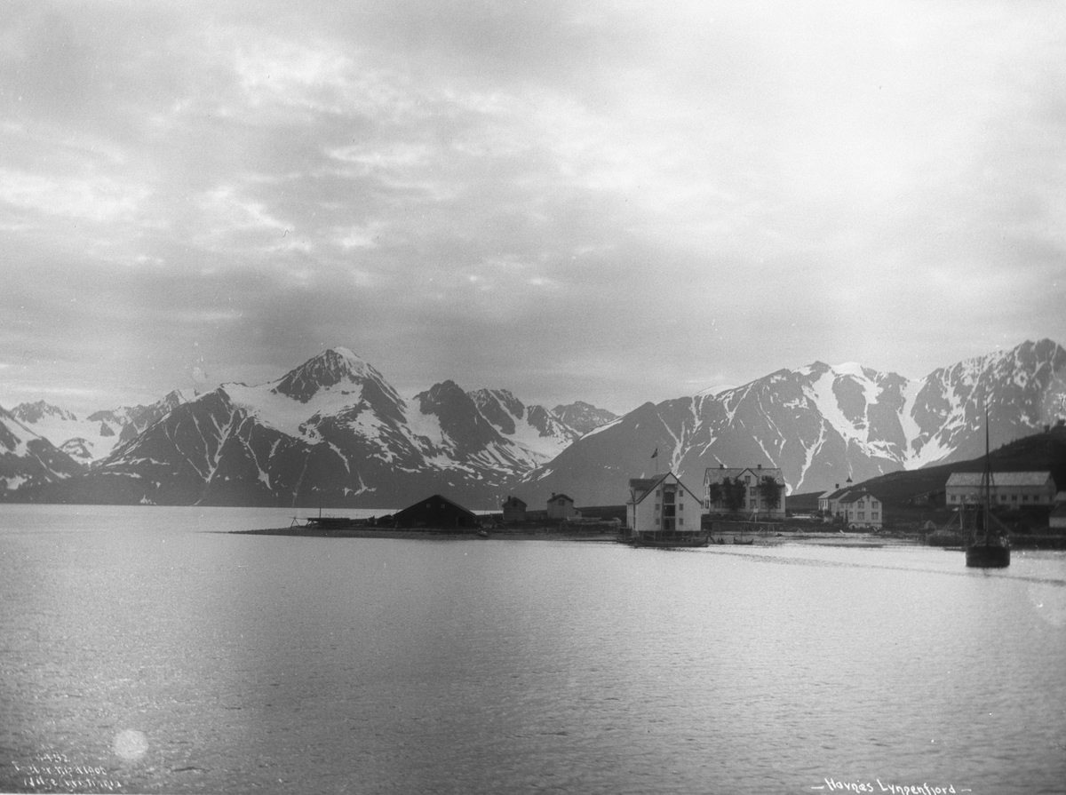 Anders Beer Wilse, Prot: Lyngenfjordtinderne med Havnes 1906