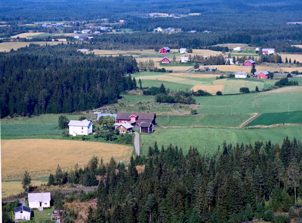 Widerøes Flyveselskap A/S, FLYFOTO BRENNHOLEN GARD