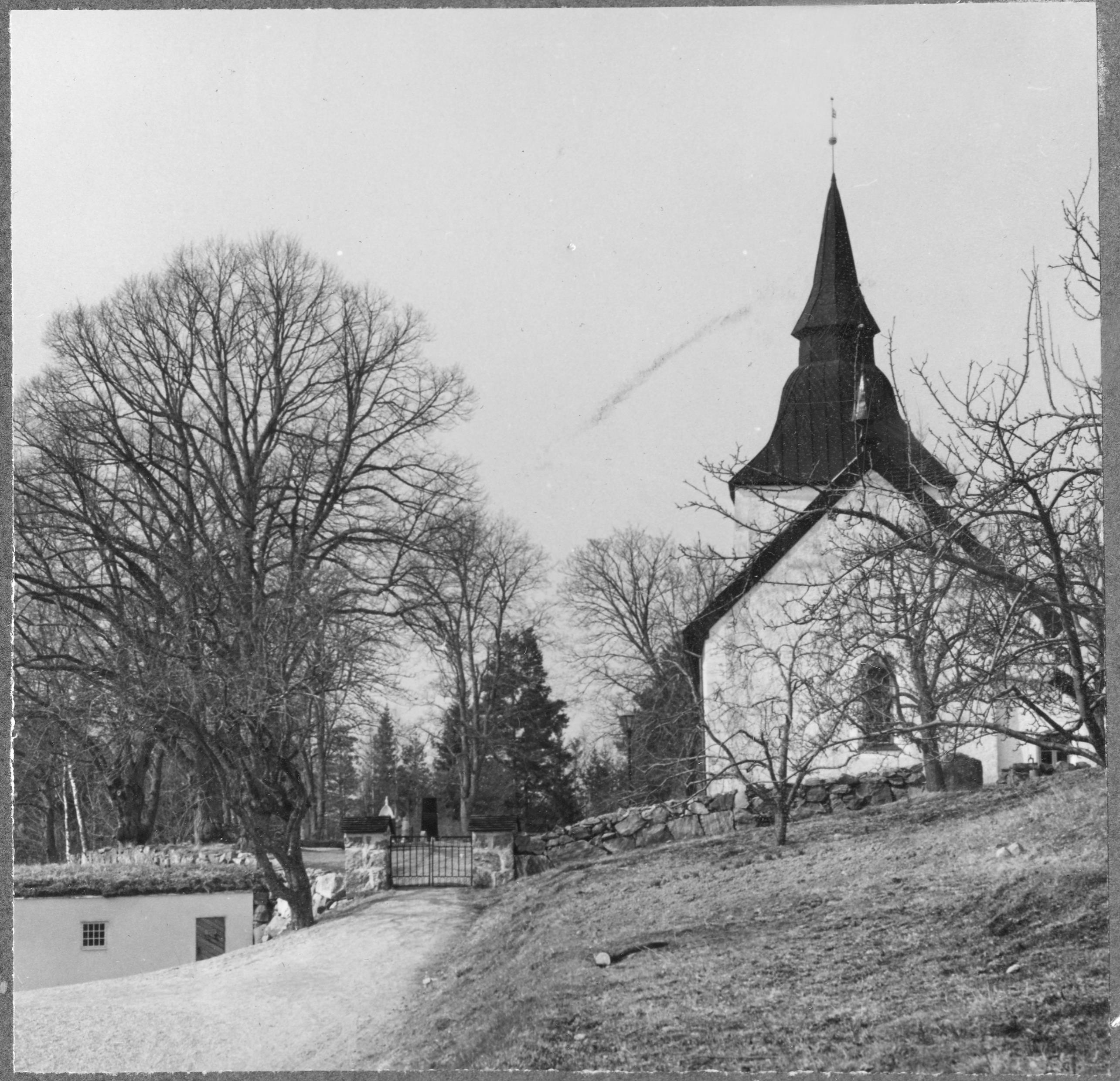 Ivar Schnell, Bogsta kyrka