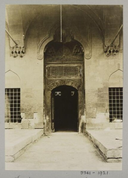 K.A.C. Creswell, Courtyard entrance in the mosque of al-Malika Safiyya, Cairo