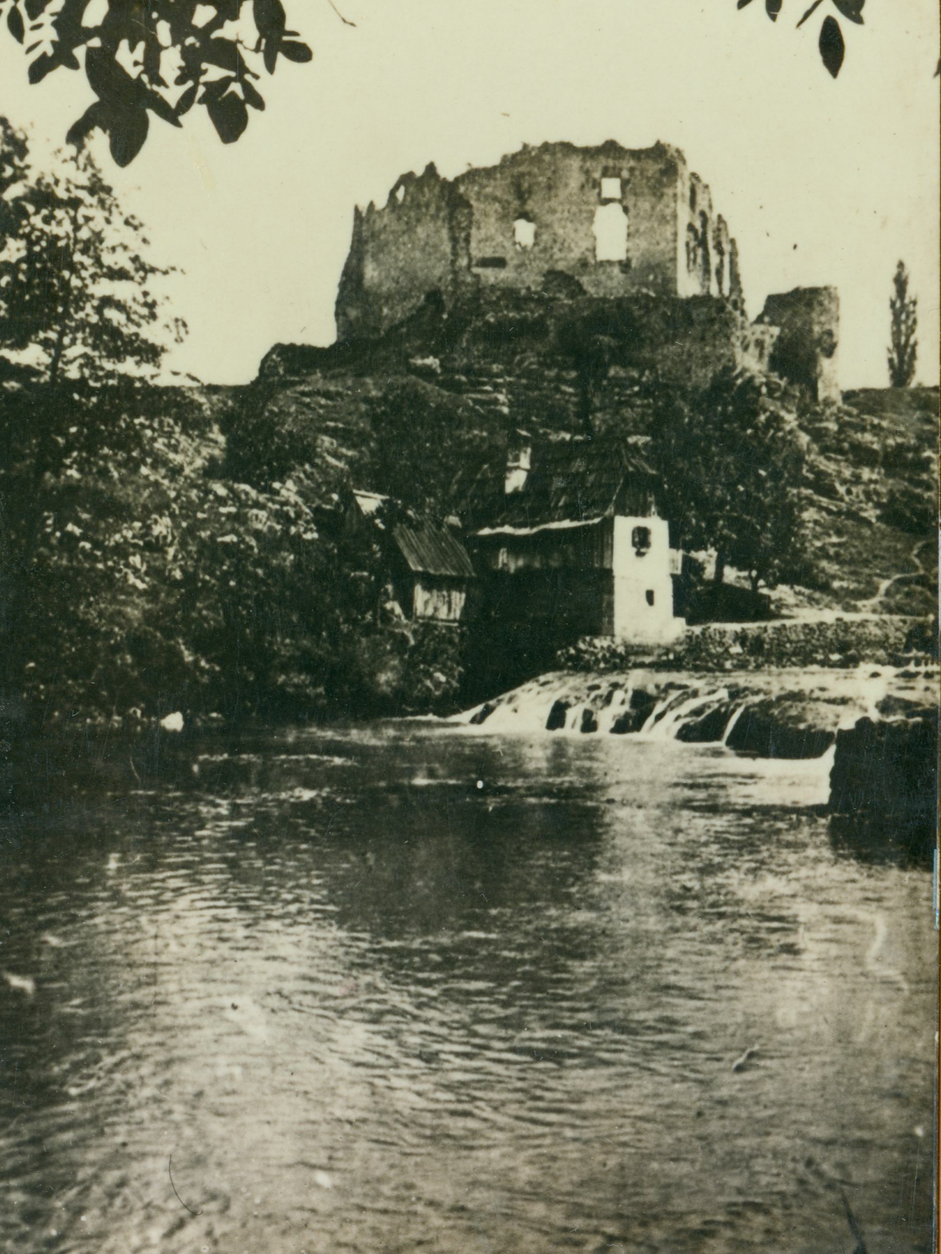 Emil Laszowski, Slunj - Stari grad gledan od strane Korane