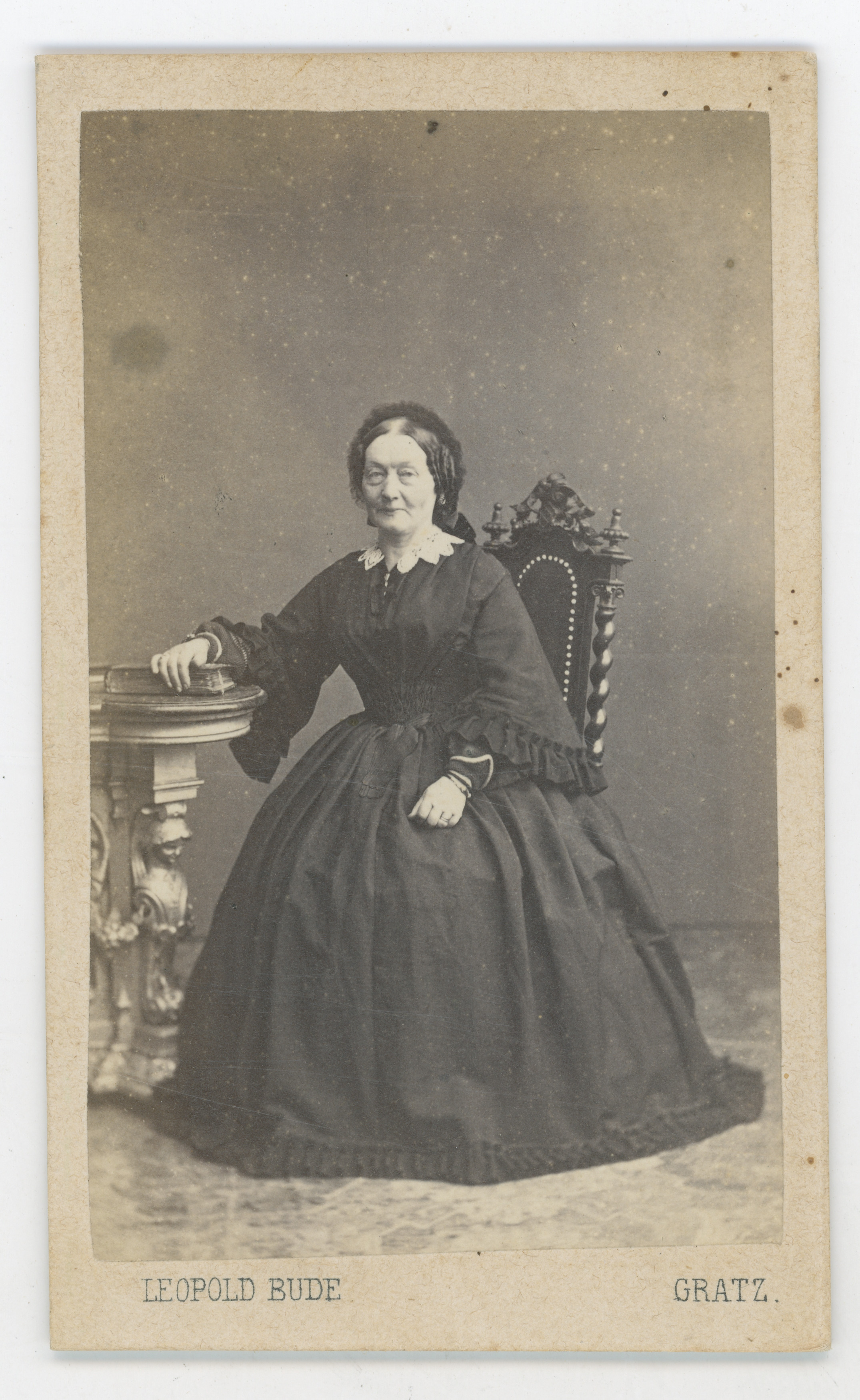 Leopold (1840––1907) Bude, Vremešna gospođa
