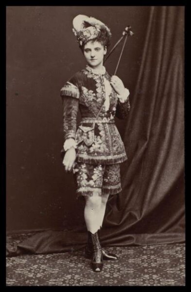 London Stereoscopic and Photographic Company, Guy Little Theatrical Photograph