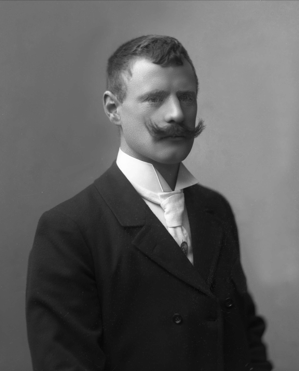 Gustav Borgen, NFB.33943