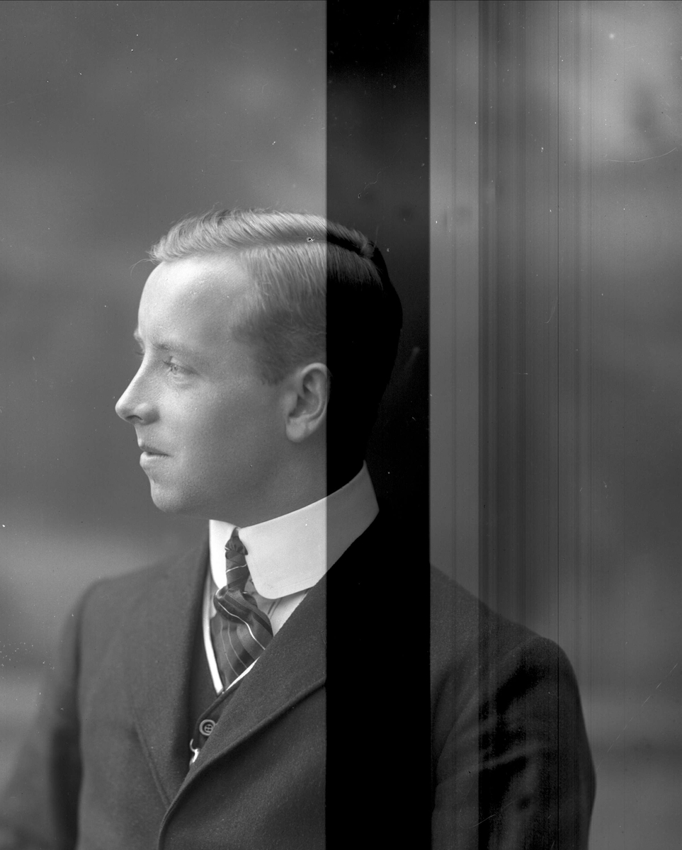 Gustav Borgen, NFB.10138