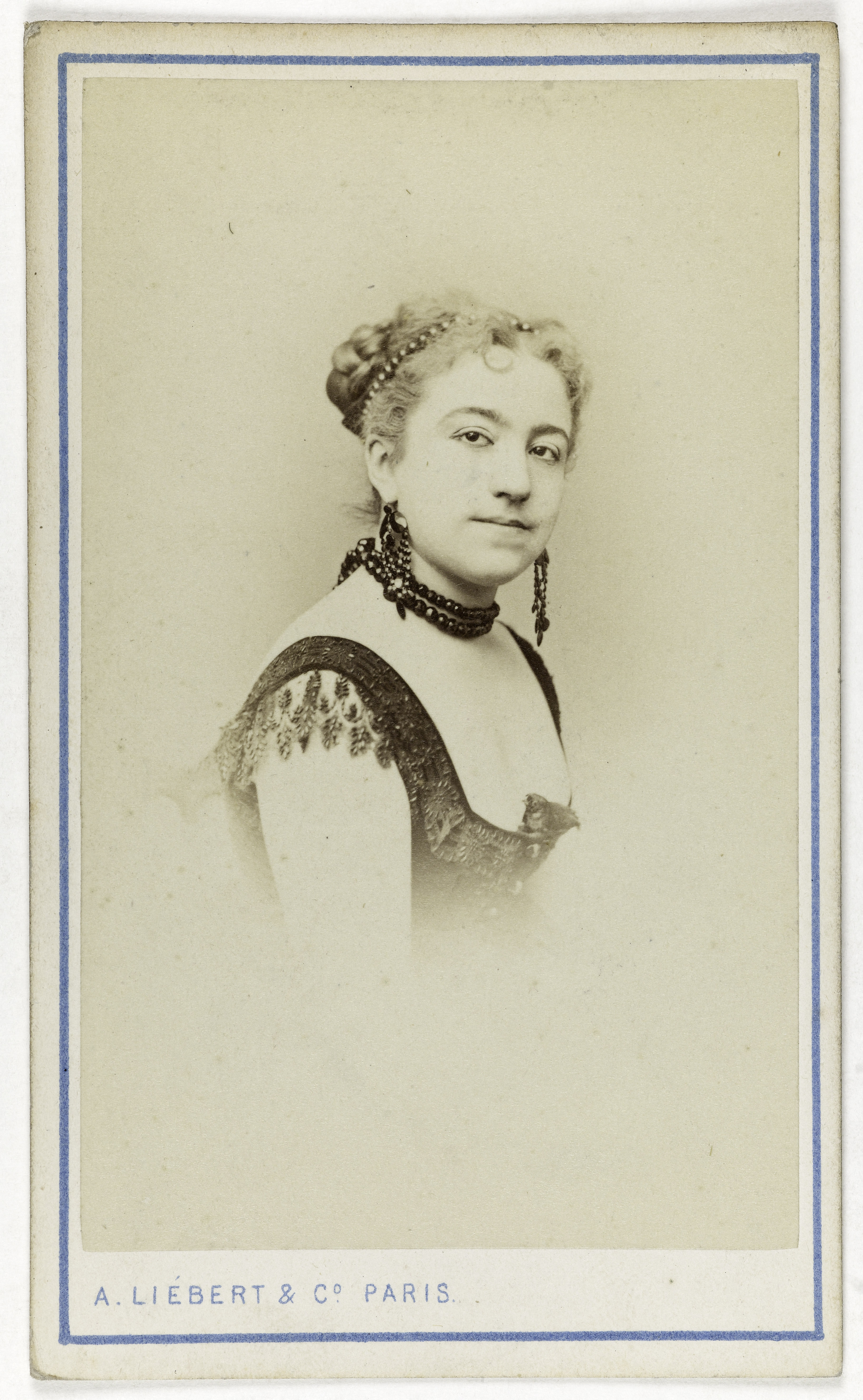Alphonse Liébert, Portrait de Laure Dordet (-1900), dite Milla, actrice de théâtre.
