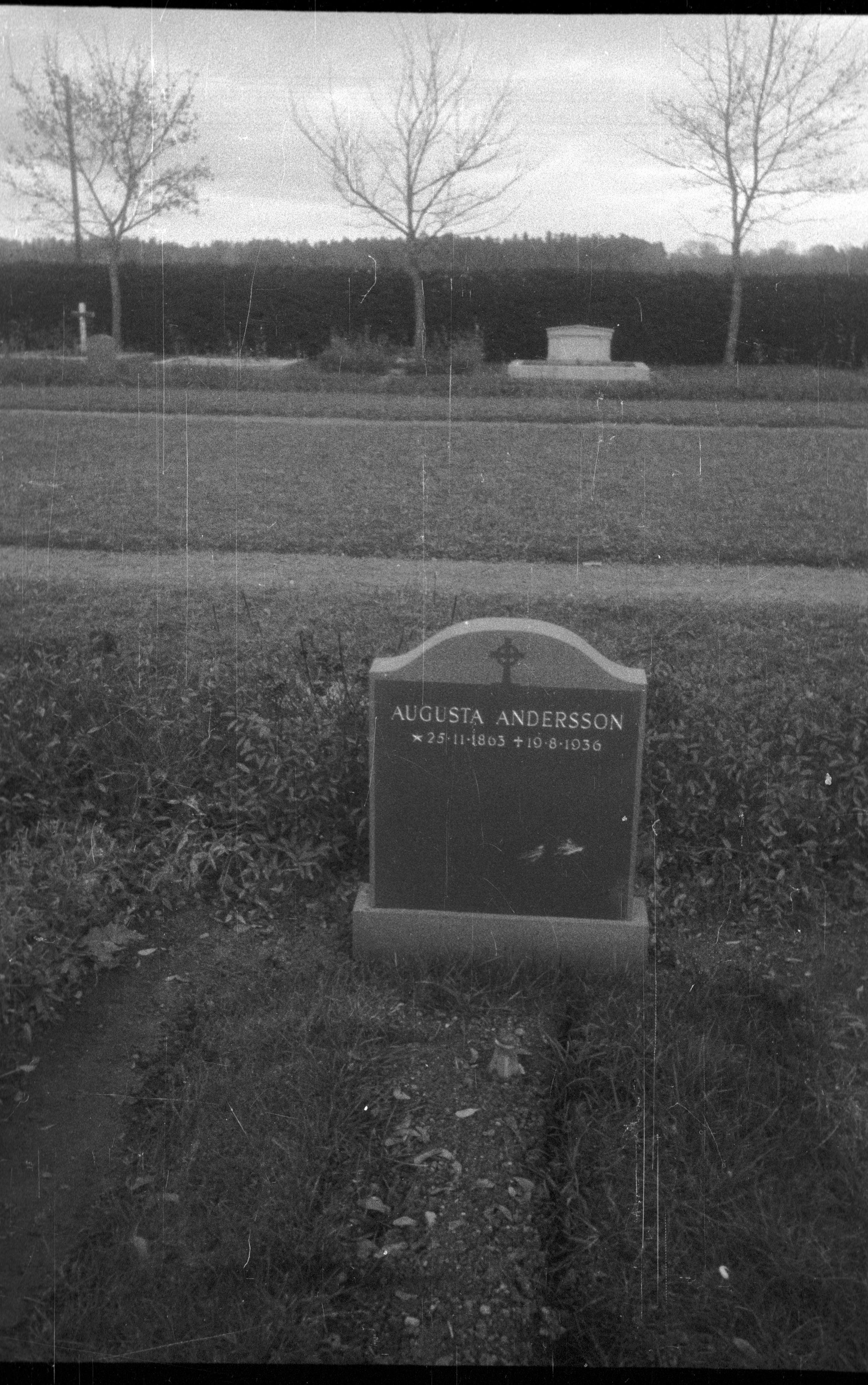 Berit Wallenberg, Lovö kyrka