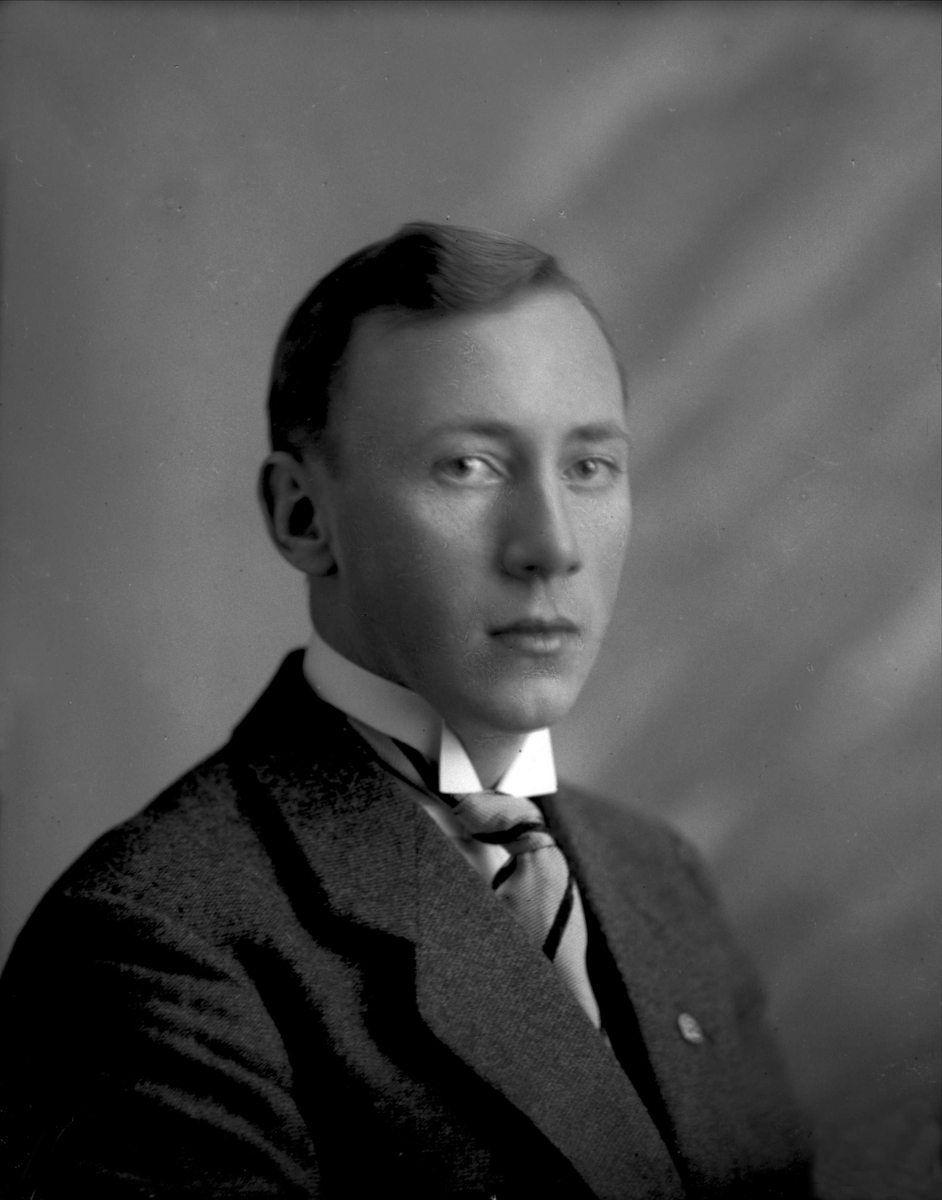 Gustav Borgen, NFB.36554