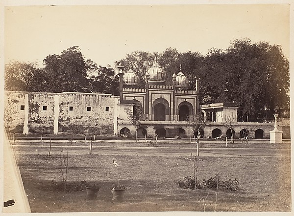 Unknown, [Islamic Monument]