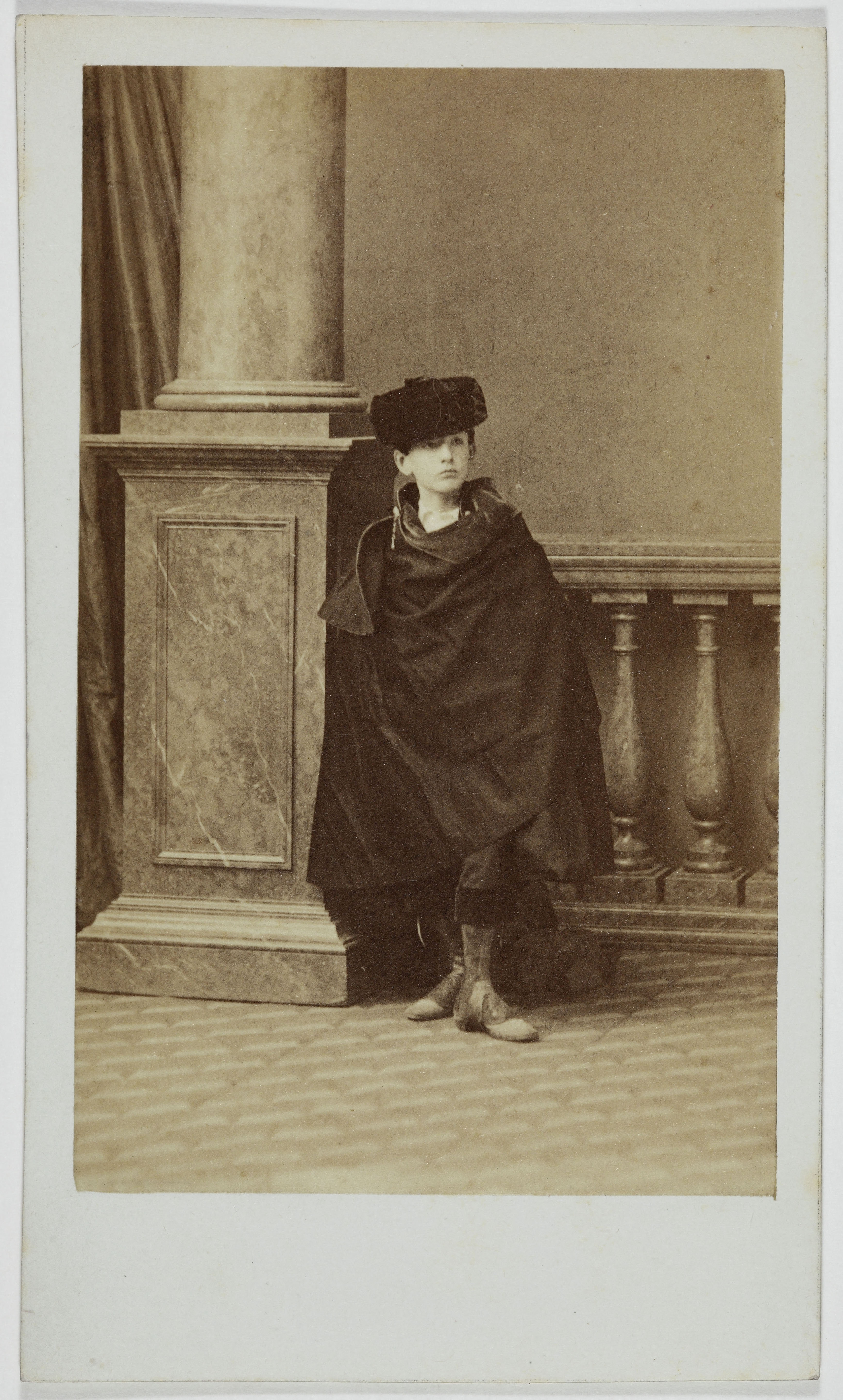 André-Adolphe-Eugène Disdéri, Portrait de Charles Marie Stuart Fitz James Albe (duc de Berwick et d', 1849-1901), neveu de l'Impératrice Eugènie