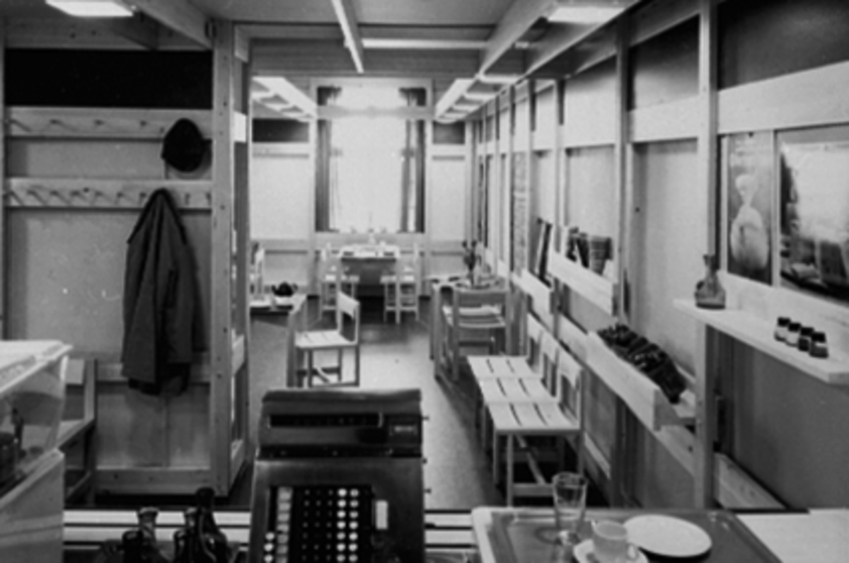 Anno Domkirkeodden, VANGSVEGEN 23, INTERIØR MELKEBAREN KAFE LAGET AV ARKITEKT EDVIN HELSETH
