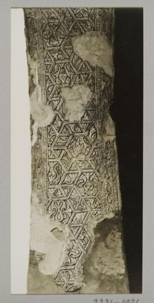 K.A.C. Creswell, Stucco ornament on arch soffit on the south side of the courtyard of the mosque of Ahmad ibn Tulun, Cairo