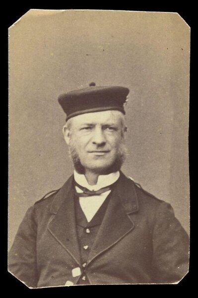 W. & D. Downey, A portrait of a man