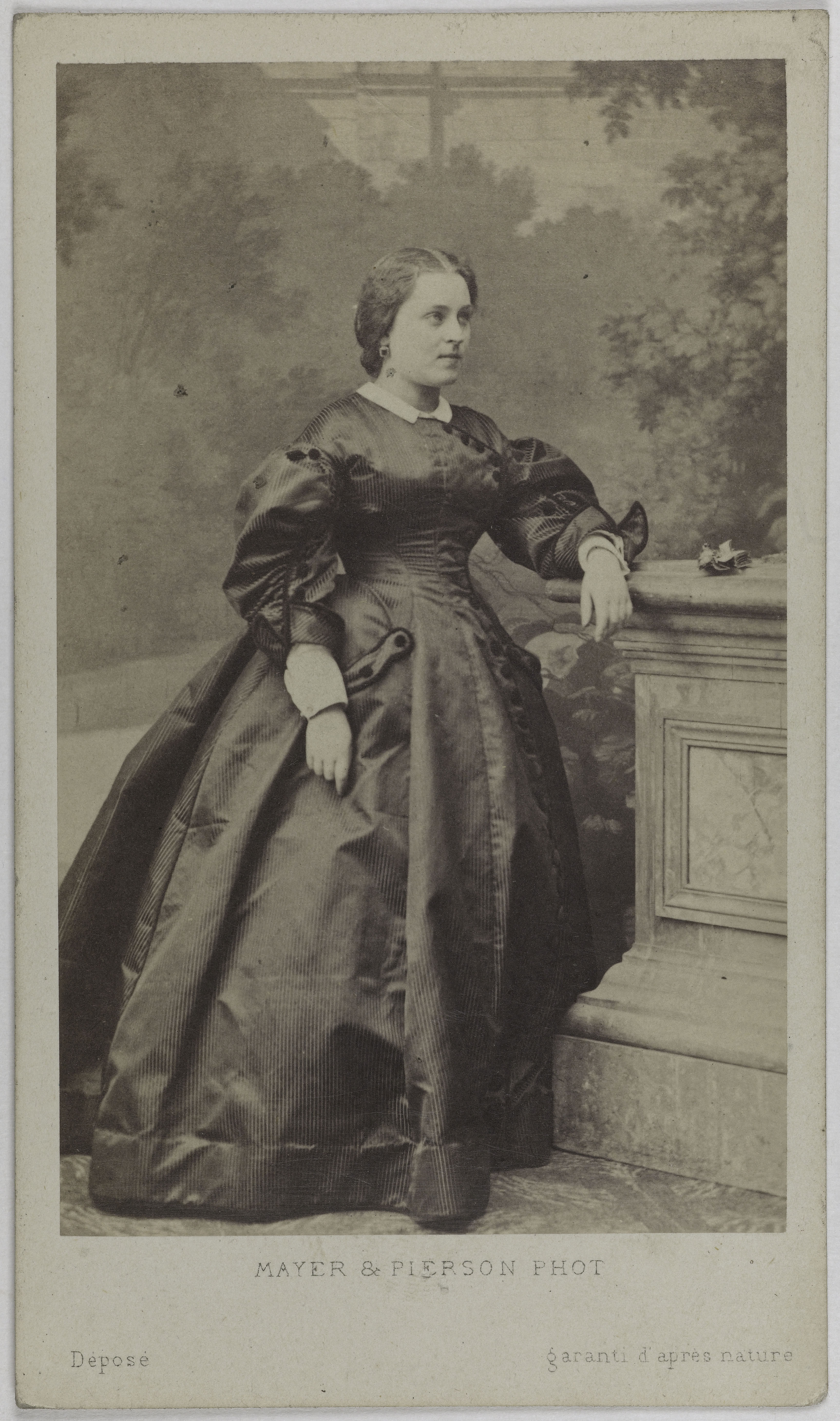 Mayer Frères et Pierson, Portrait d'Adeline Blanche Pierson, (1842-1919), (actrice)