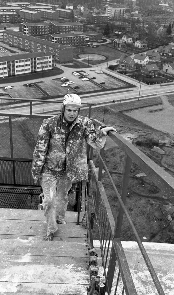 Örebro Kuriren, Svampen målas om 18 april 1967.