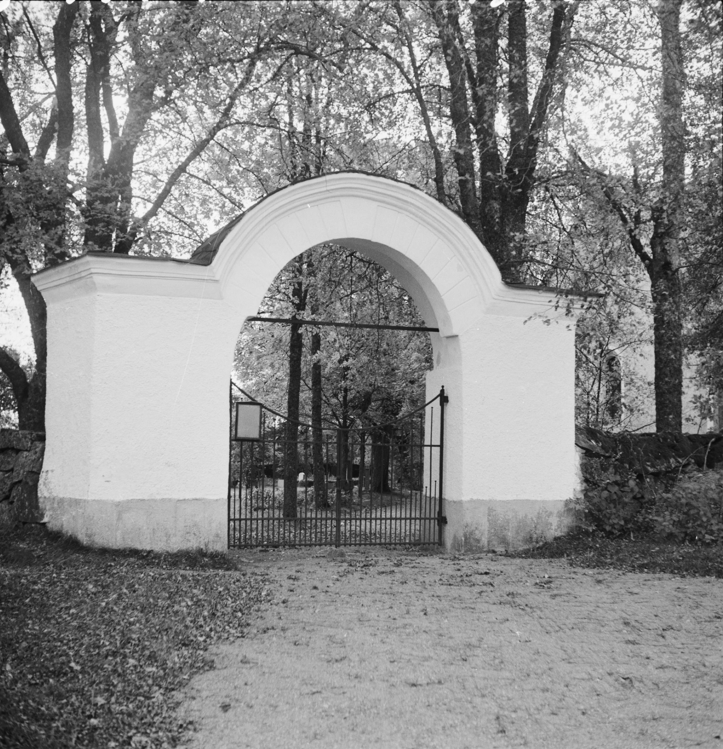 Nils Lagergren, Närtuna kyrka