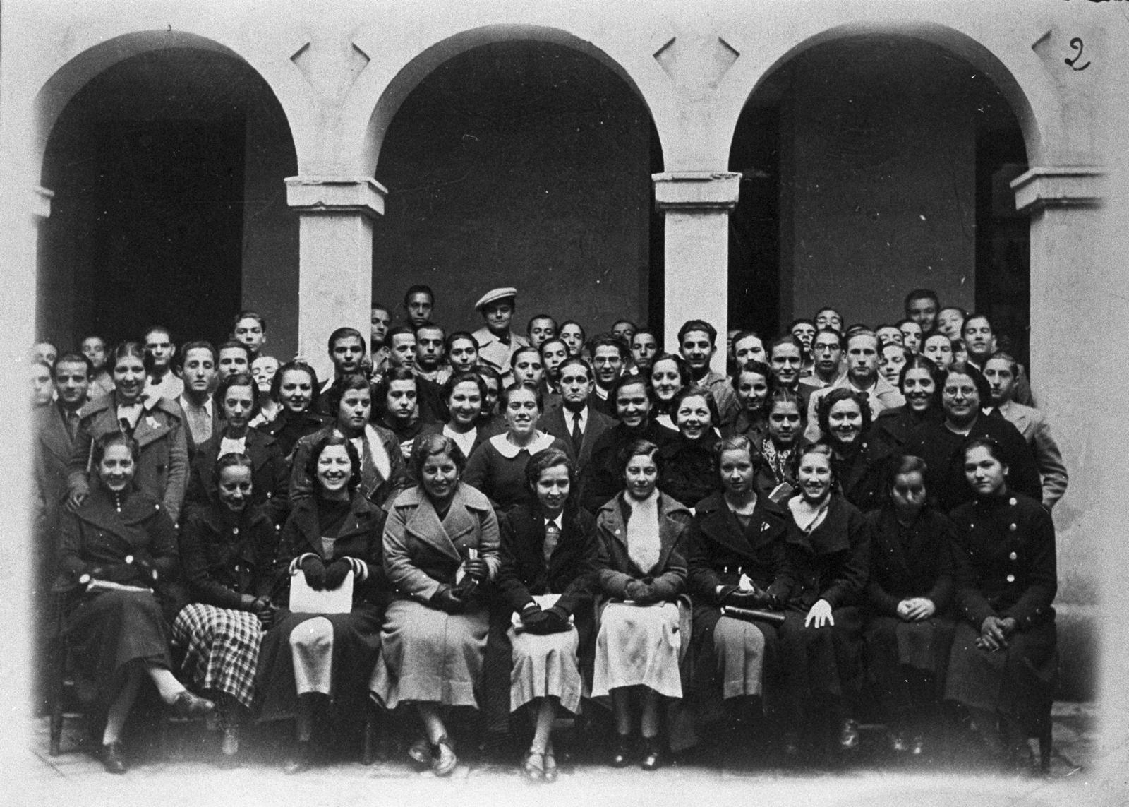 Desconegut, [Year 6 students]