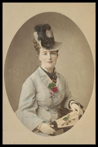 London Stereoscopic and Photographic Company, Guy Little Theatrical Photograph