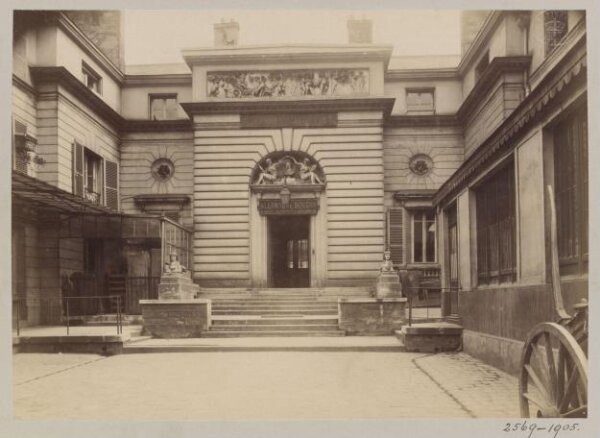 Atget, Jean-Eugène-Auguste, Hotel Gouthiere, Paris, France