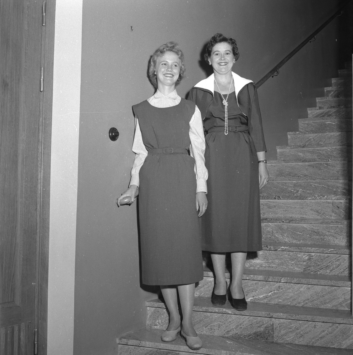 Örebro Kuriren, Rosta mannekänger. 15 september 1955.