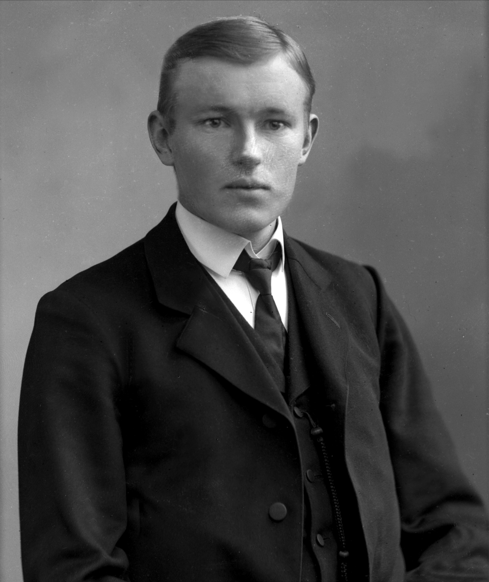 Gustav Borgen, NFB.28882