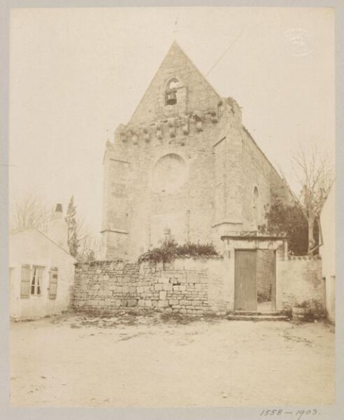 Atget, Jean-Eugène-Auguste, Fortified church, Angoulins, France