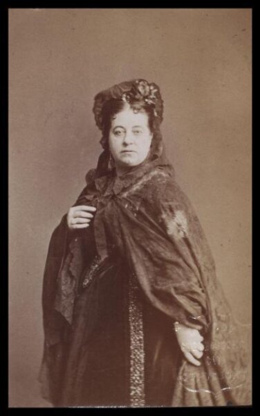 London Stereoscopic and Photographic Company, Guy Little Theatrical Photograph