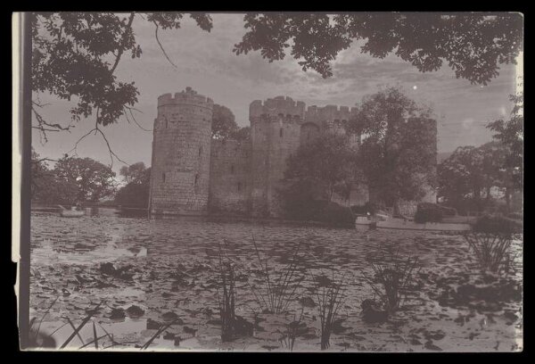 Gale, Lt. Col. Joseph, Castle