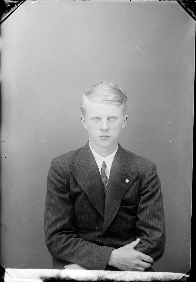 Skötsner-Edhlund, Ateljé Portrait - Artur Rosengren from Botarsbo, Uppland