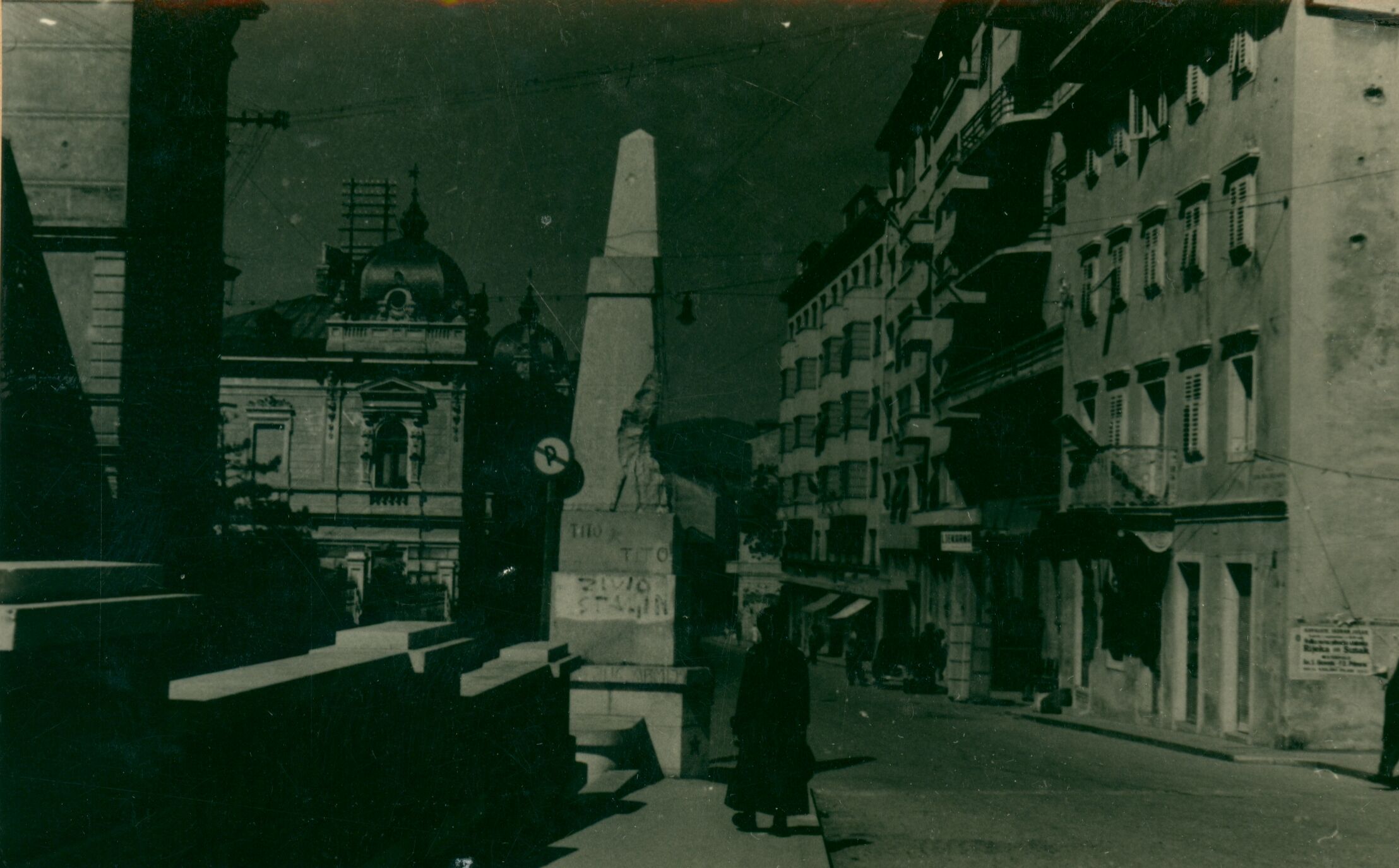 Branko Fučić, Sušak (Rijeka), „Piramida“ oštećena u ratu, pogled s istoka