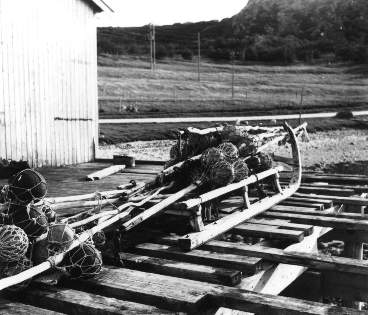 Virginia Raymond Davidson, Slede med last. Nesseby 1959.
