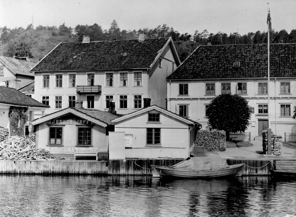Anders Beer Wilse, Bredsdorfs hus, bebyggelse, samferdsel båt.