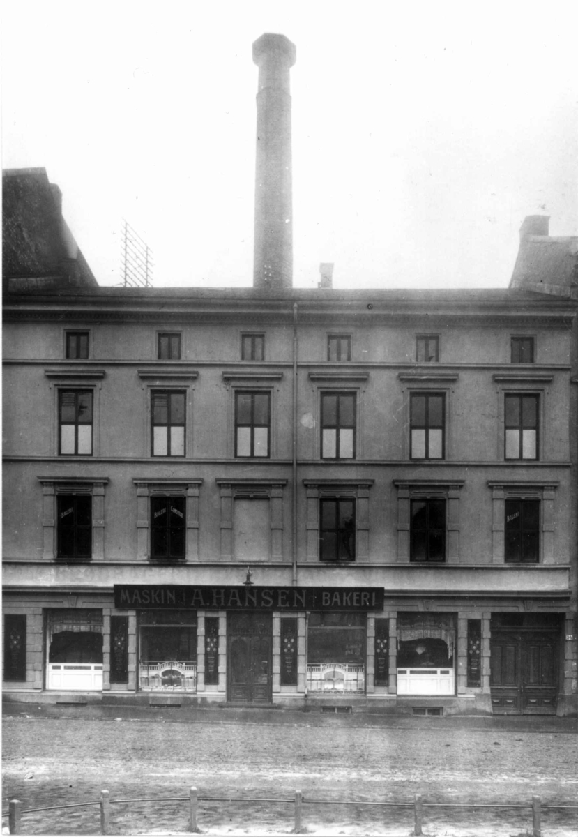 Narve Skarpmoen, A. Hansens Bakeri, Bogstadveien 54, Oslo, 1913. Eksteriør.