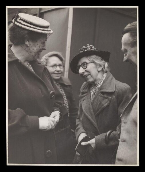 Hardy, Bert, Picture Post' Calls on Wilfred Pickles