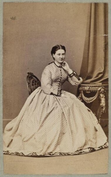Unknown, Carte-de-visite photographs (480). Four photographs  are dry-mounted to each sheet (120).
