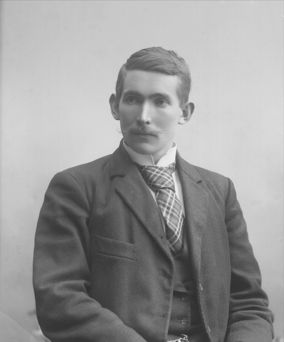 Gustav Borgen, NFB.26021
