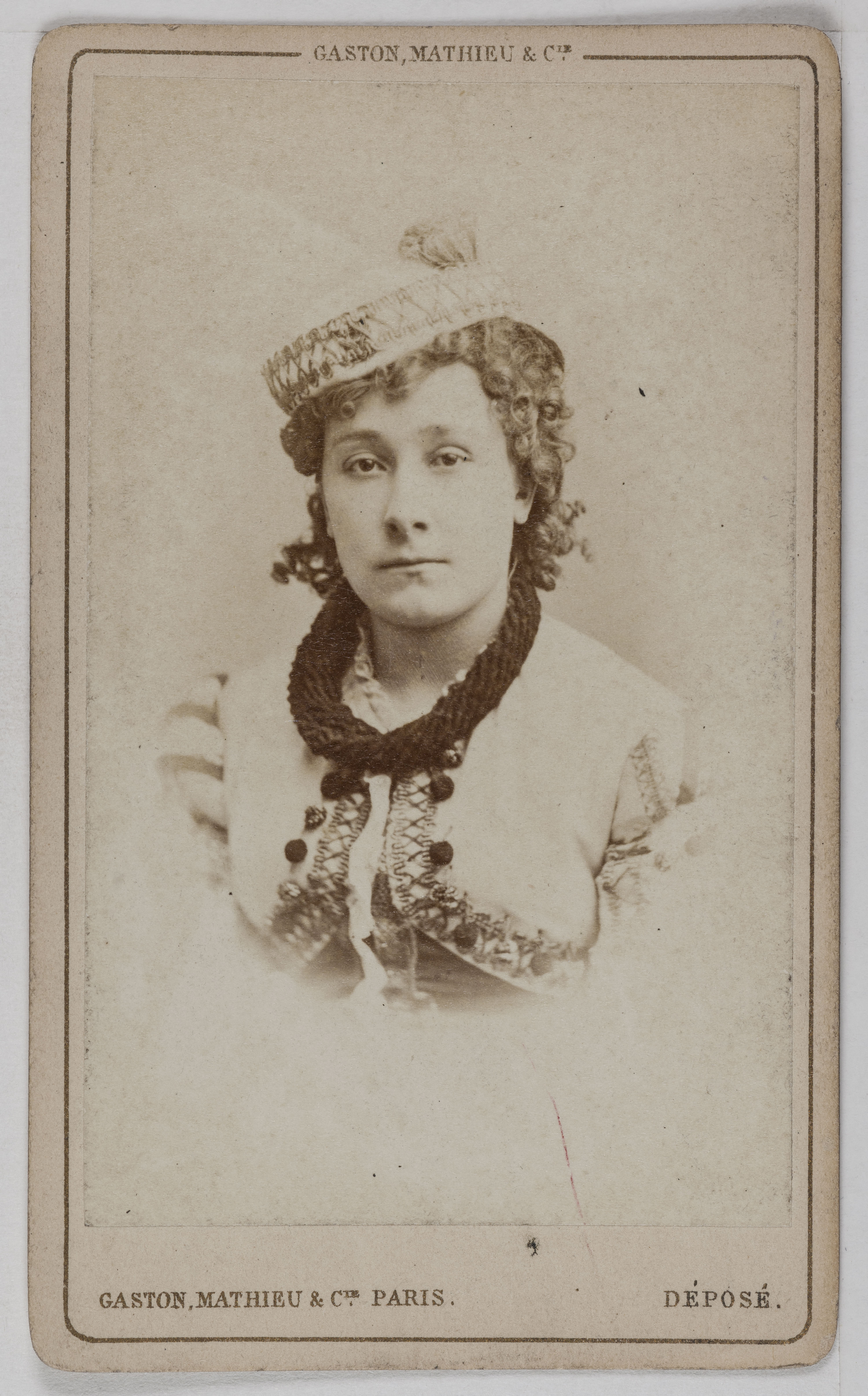 Mathieu & Cie Gaston, Portrait de Lucia, (actrice)