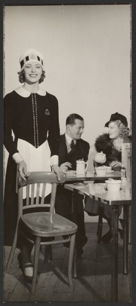 Günther Krampf, [Lyons Tea Shop Nippy]