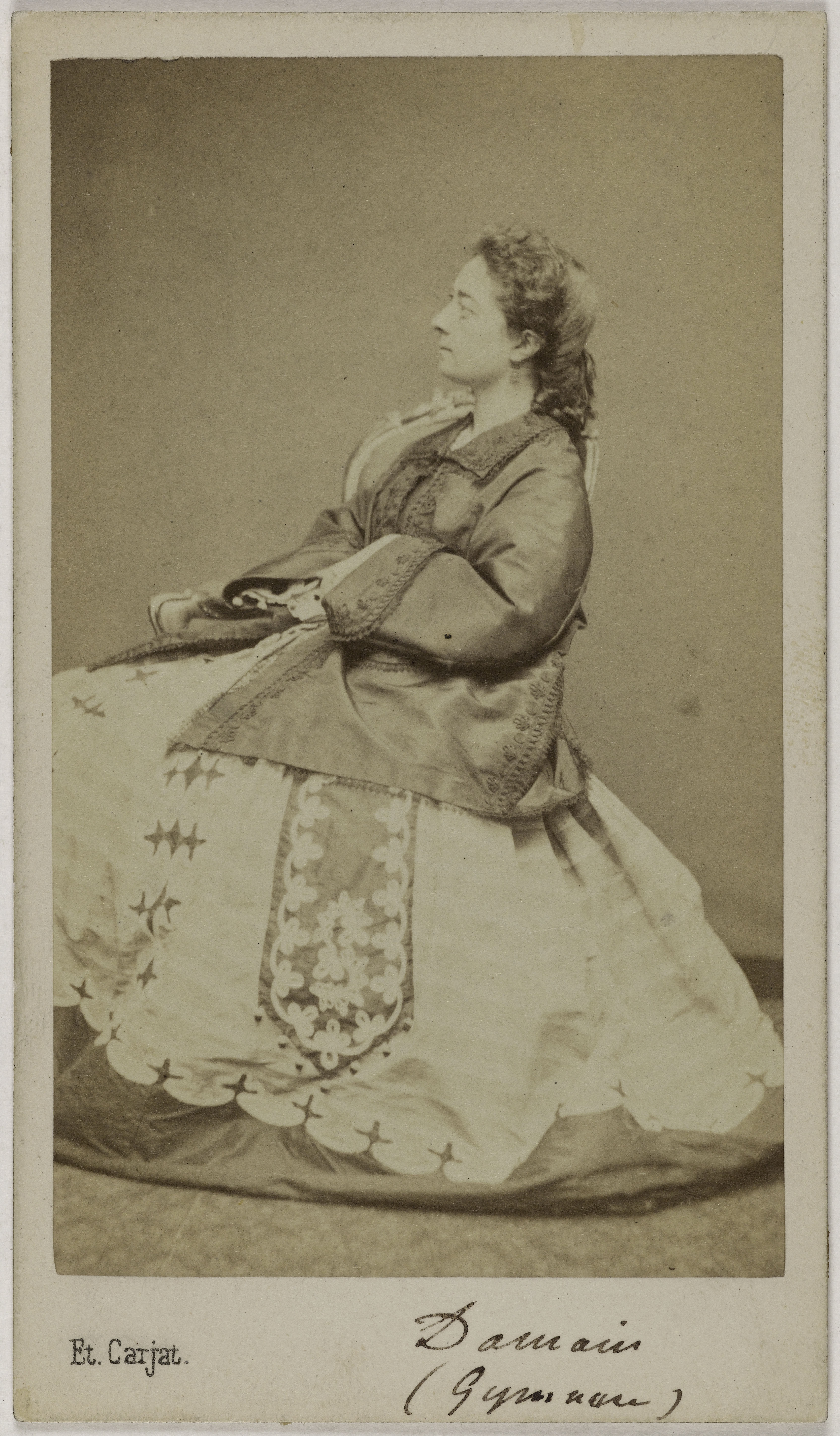 Carjat & Cie, Portrait d'Hortense Damain (18 -1883), (actrice à l'Opéra et théâtre du Vaudeville)