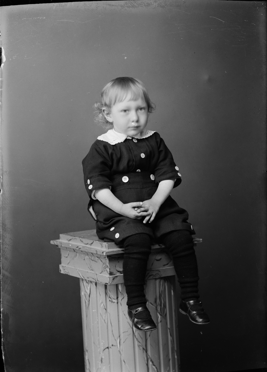 Skötsner-Edhlund, Barnporträtt, Östhammar, Uppland