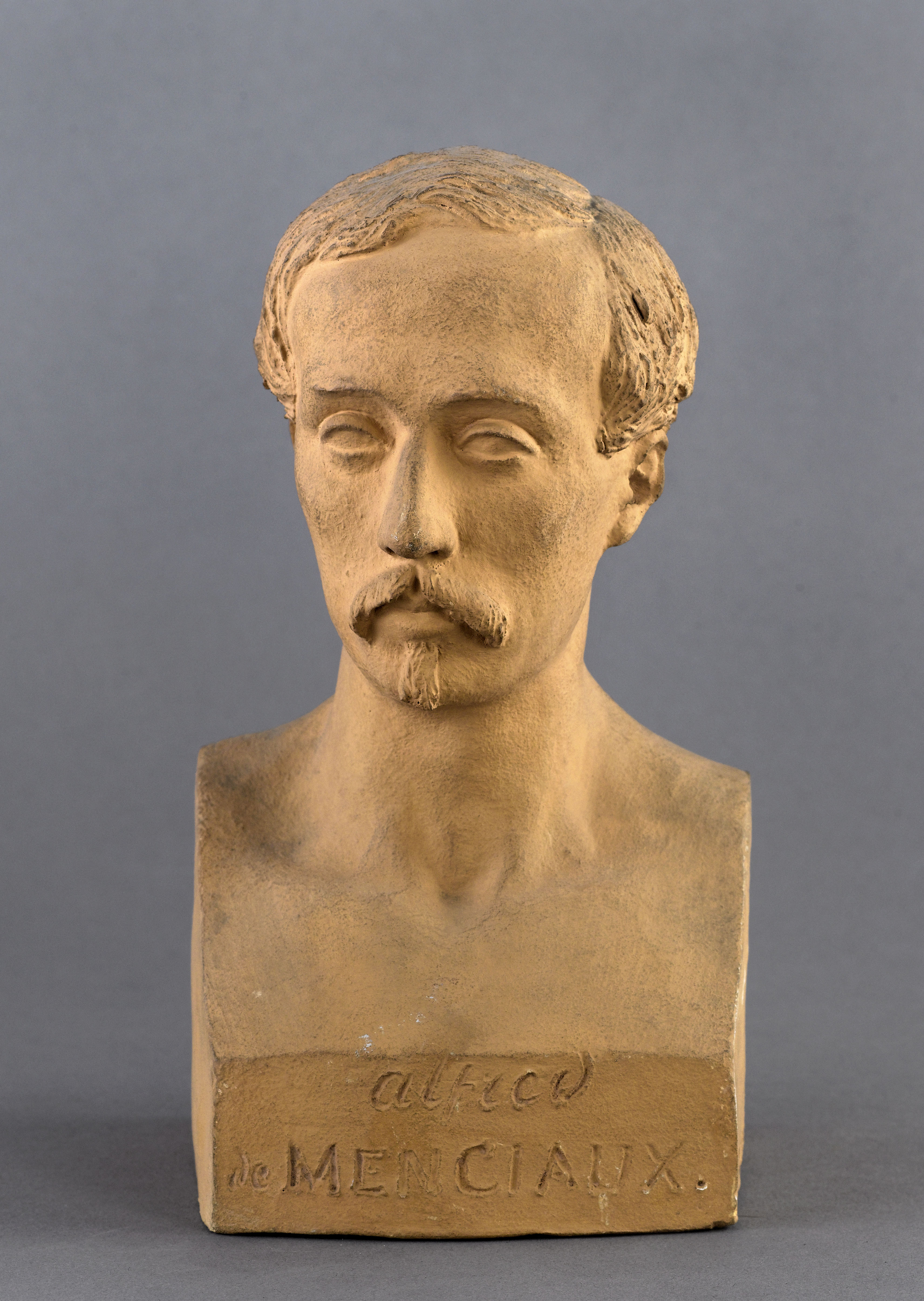 Jean Pierre Dantan, Portrait sérieux du journaliste, Alfred de Menciaux