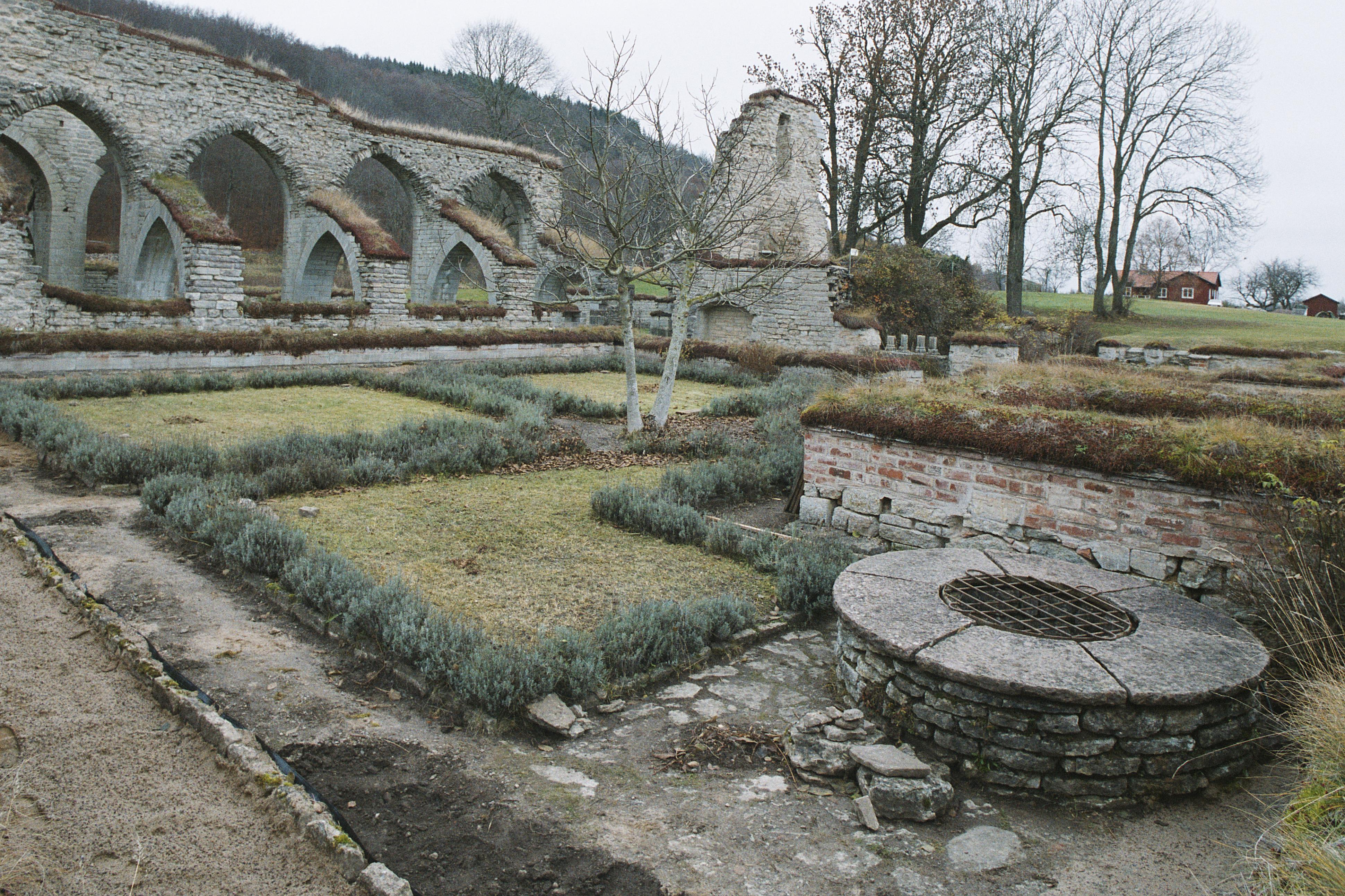 Bengt A Lundberg, Alvastra kloster