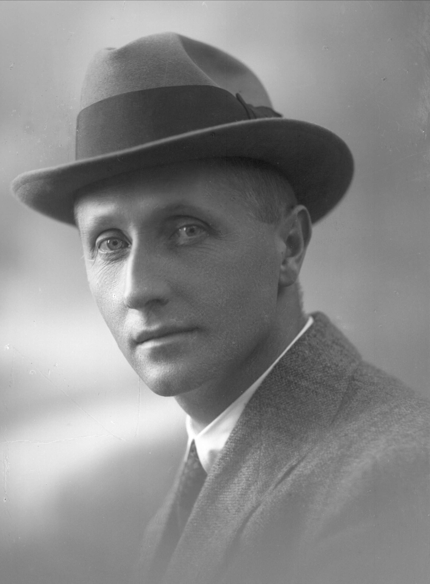 Gustav Borgen, NFB.37434