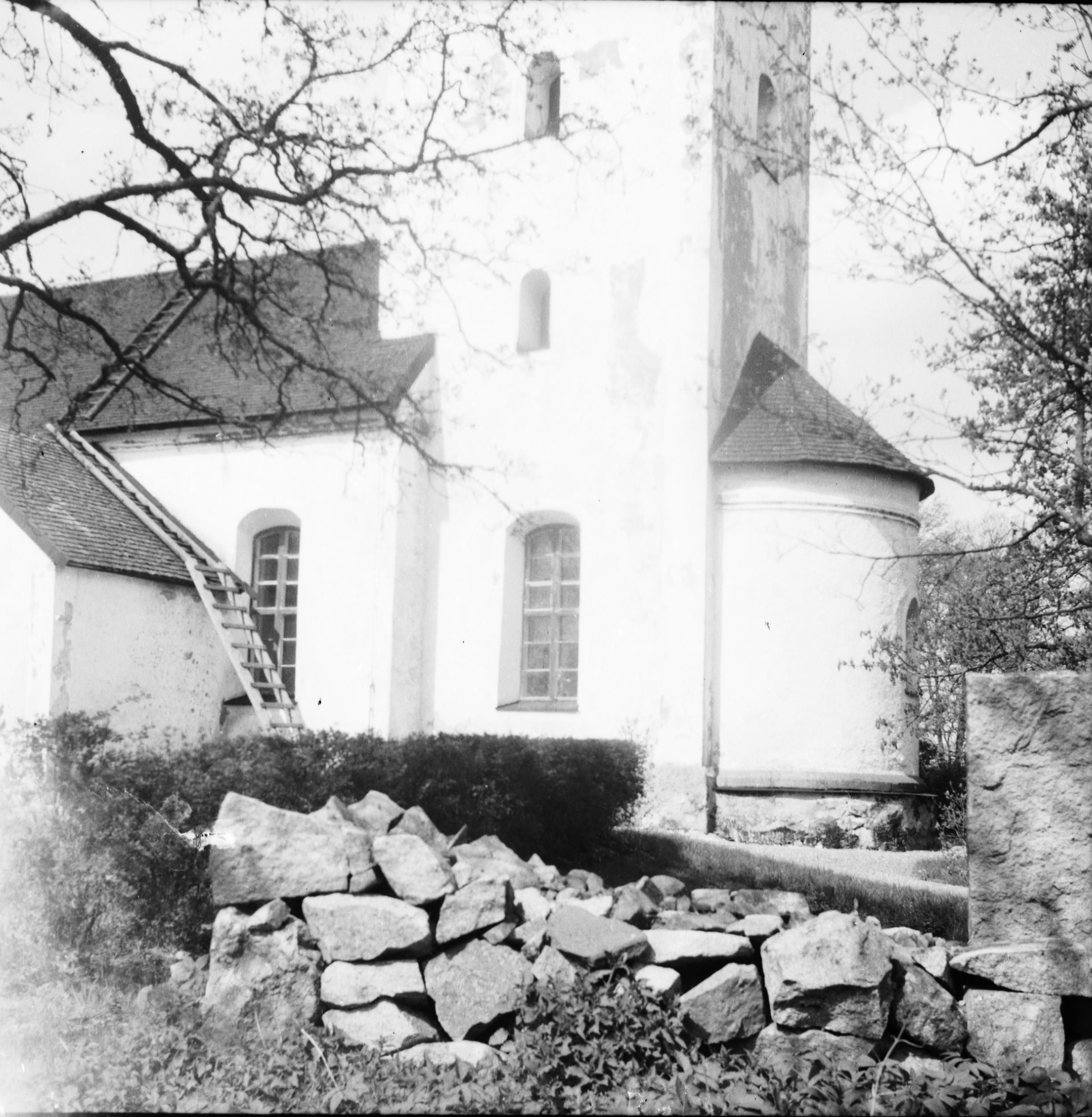 Erik Lundberg, Skånela kyrka