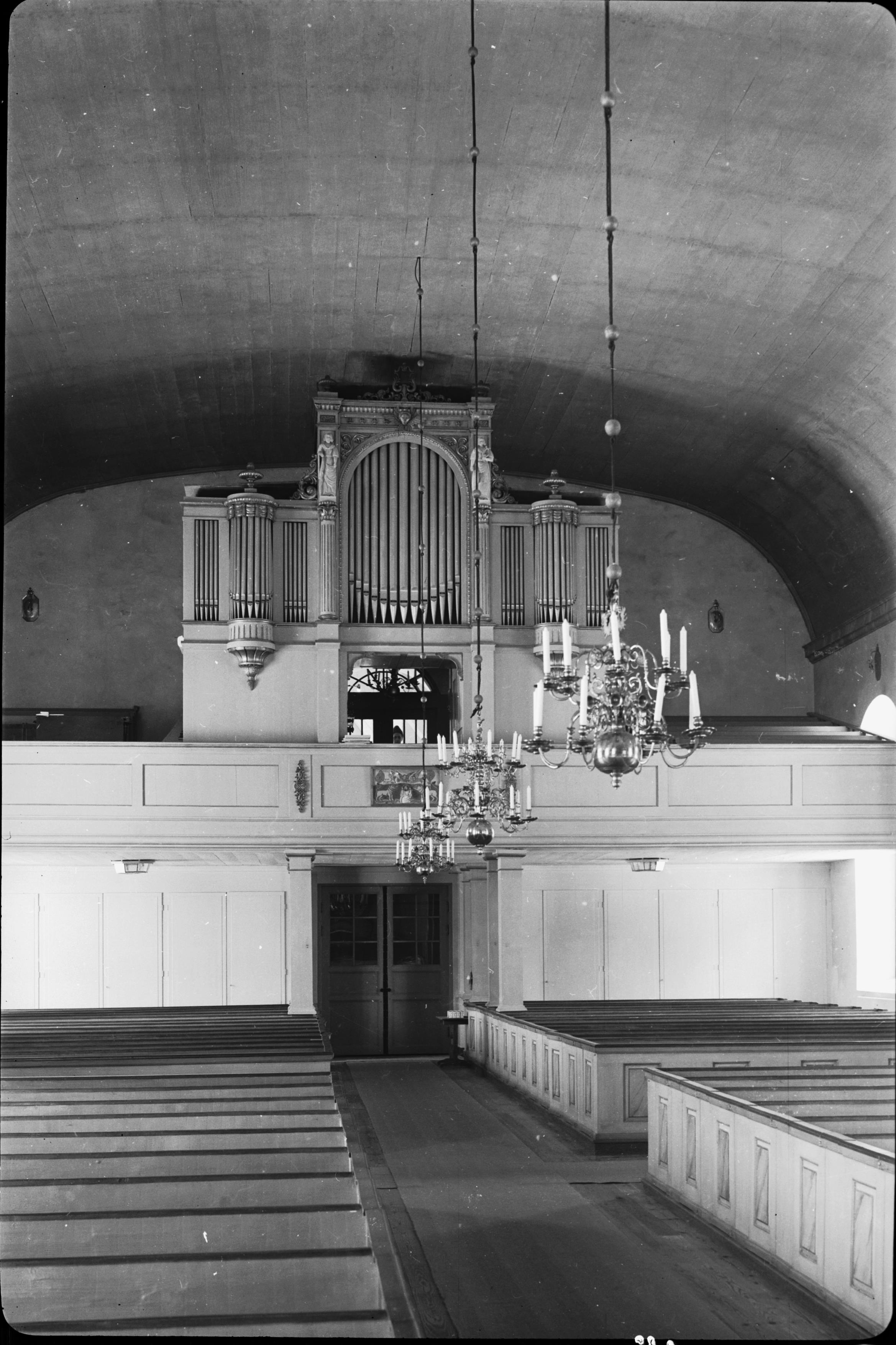 Reine Axel Unnerbäck, Västrums kyrka (F D Gladhammars kapell)