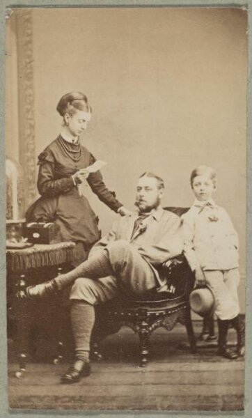 Unknown, Carte-de-visite photographs (32). Four photographs  are dry mounted on each sheet.